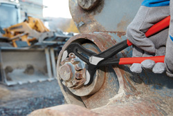 Alligator XL Pipe Wrench and Water Pump Pliers